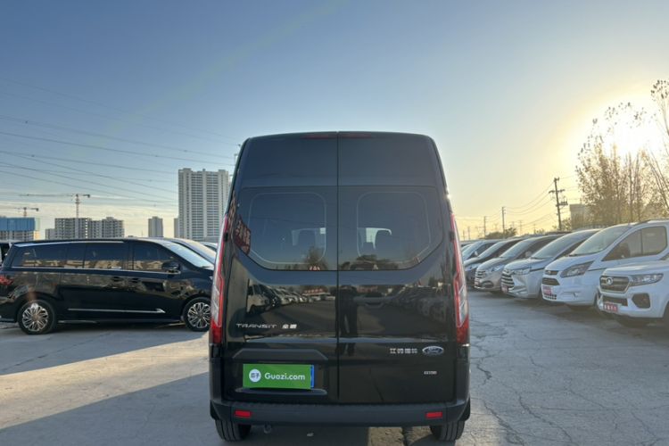 Used Ford Transit 2019 2.0T Diesel Multi-Purpose Commercial Vehicle Mid-Drive Mid-Roof 6-Seater China VI Standard Exterior 2
