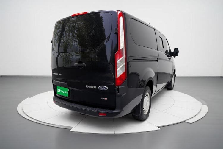 Used Ford Transit 2019 2.0T Diesel Multi-Purpose Commercial Vehicle Short Wheelbase Low Roof 6-Seater China VI Standard Exterior 5