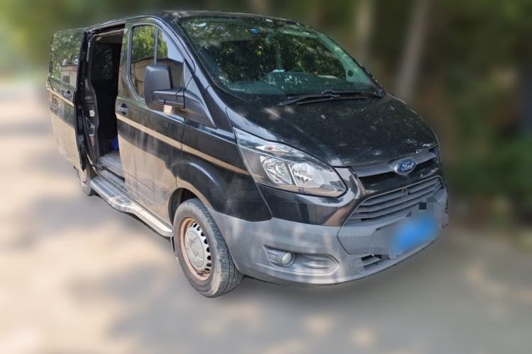 Used Ford Transit 2019 2.0T Gasoline Automatic Multi-Function Commercial Vehicle Short Wheelbase Low Roof 6-Seater China VI Standard Front Right 45 Deg