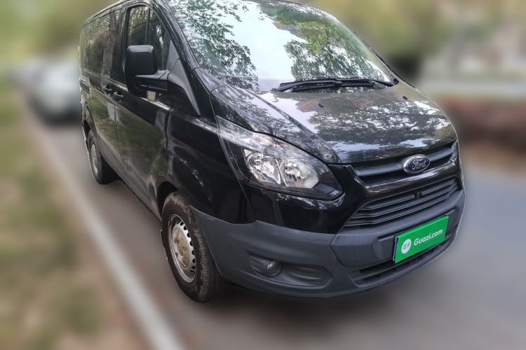 Used Ford Transit 2019 2.0T Diesel Multi-Purpose Commercial Vehicle Short Wheelbase Low Roof 6-Seater China VI Standard Front Right 45 Deg