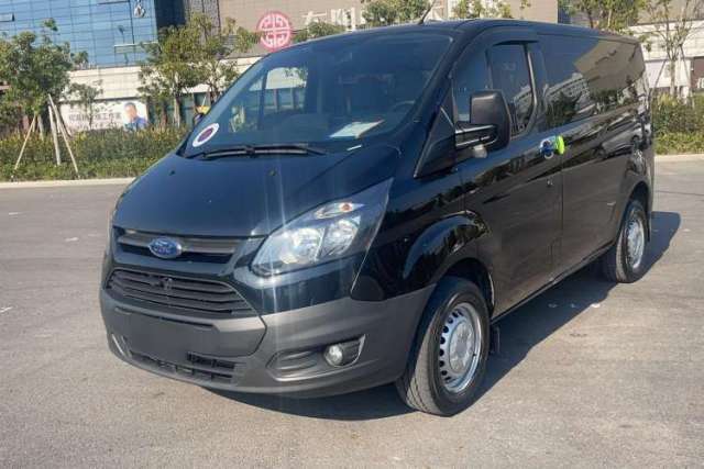 Used Ford Transit 2019 2.0T Gasoline Automatic Multi-Function Commercial Vehicle Short Wheelbase Low Roof 6-Seater China VI Standard