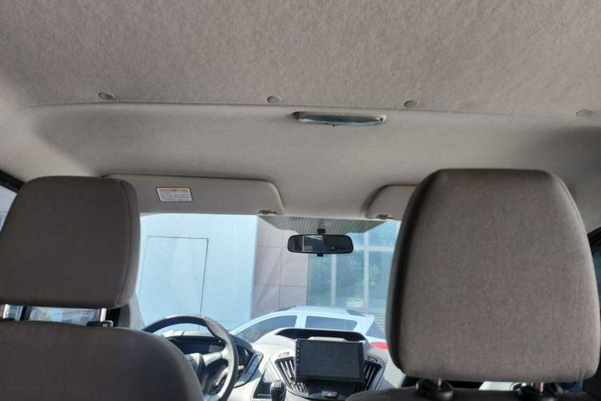 Used Ford Transit 2019 2.0T Diesel Multi-Purpose Commercial Vehicle Short Wheelbase Low Roof 6-Seater China VI Standard Headliner