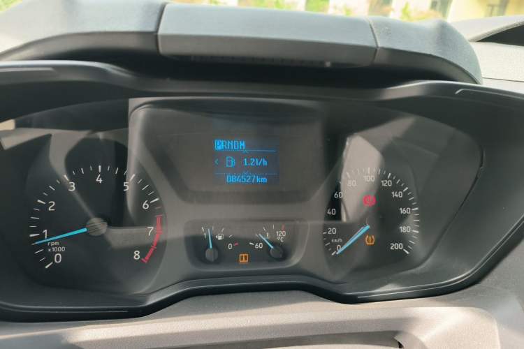 Used Ford Transit 2019 2.0T Gasoline Automatic Multi-Function Commercial Vehicle Mid-Roof 6-Seater China VI Standard Instrument Cluster