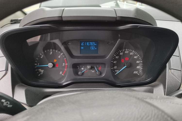 Used Ford Transit 2019 2.0T Diesel Multi-Purpose Commercial Vehicle Short Wheelbase Low Roof 6-Seater China VI Standard Instrument Cluster