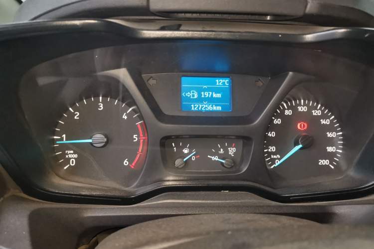 Used Ford Transit 2019 2.0T Diesel Multi-Purpose Commercial Vehicle Mid-Drive Mid-Roof 6-Seater China VI Standard Instrument Cluster