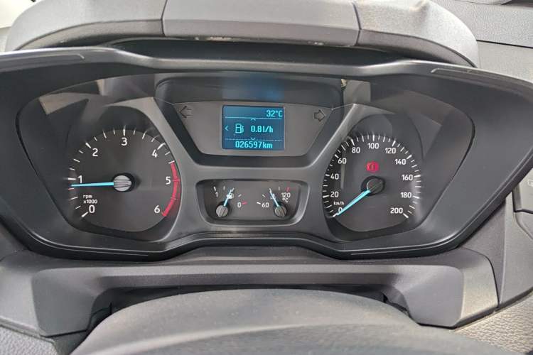 Used Ford Transit 2019 2.0T Diesel Commercial & Travel Short Wheelbase Low-Roof 7-Seater China VI Standard Instrument Cluster