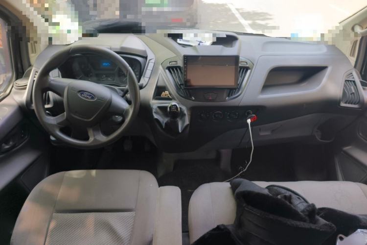 Used Ford Transit 2019 2.0T Diesel Multi-Purpose Commercial Vehicle Short Wheelbase Low Roof 6-Seater China VI Standard Interior 2