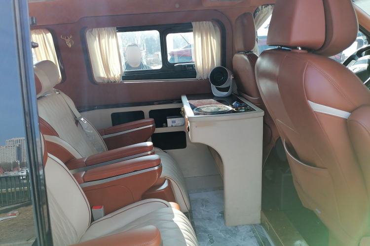 Used Ford Transit 2019 2.0T Gasoline Automatic Multi-Function Commercial Vehicle Short Wheelbase Low Roof 6-Seater China VI Standard Left Rear Seat