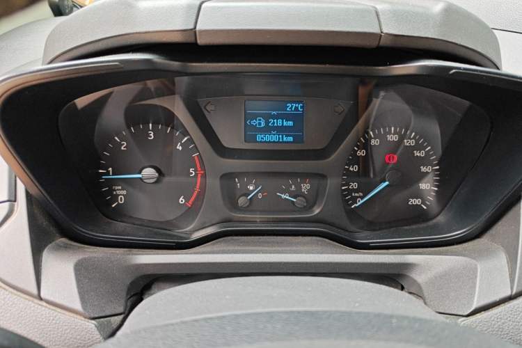 Used Ford Transit 2019 2.0T Diesel Multi-Purpose Commercial Vehicle Short Wheelbase Low Roof 6-Seater China VI Standard Odometer Close Up