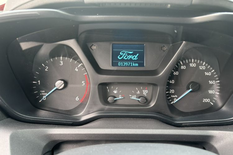 Used Ford Transit 2019 2.0T Diesel Multi-Purpose Commercial Vehicle Mid-Drive Mid-Roof 6-Seater China VI Standard Odometer Close Up