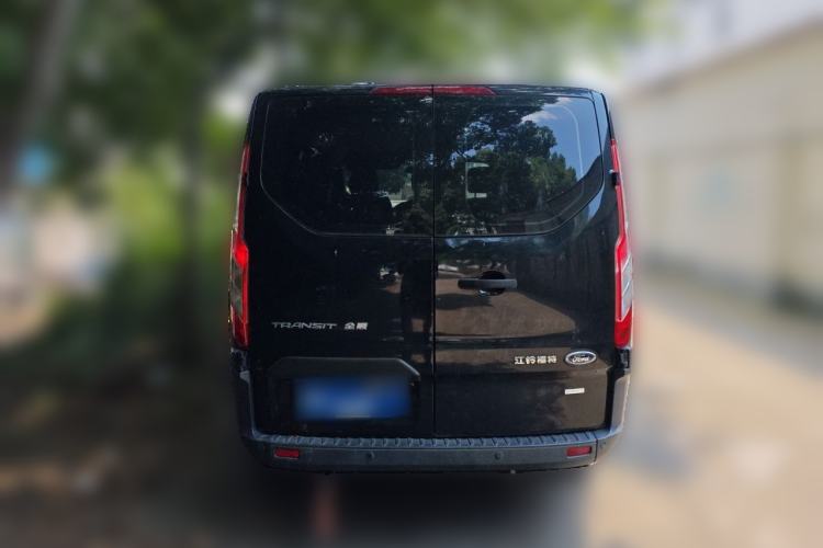 Used Ford Transit 2019 2.0T Gasoline Automatic Multi-Function Commercial Vehicle Short Wheelbase Low Roof 6-Seater China VI Standard Rear
