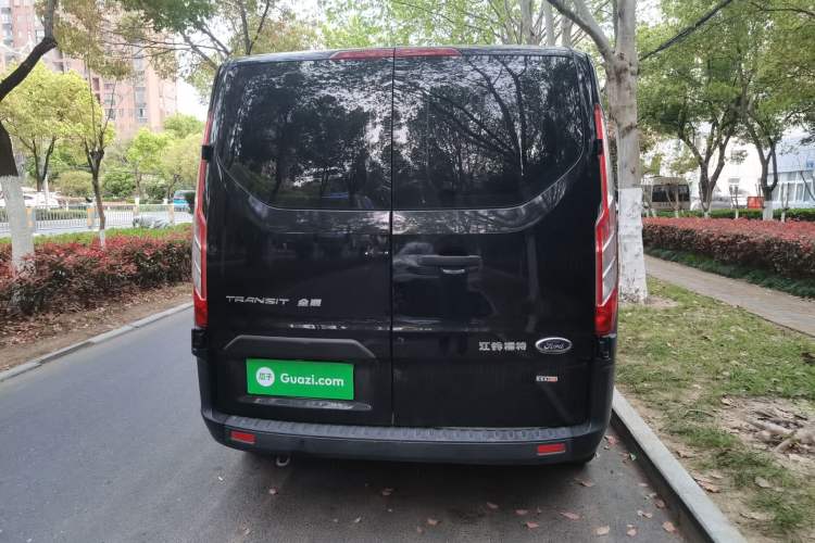 Used Ford Transit 2019 2.0T Diesel Multi-Purpose Commercial Vehicle Short Wheelbase Low Roof 6-Seater China VI Standard Rear