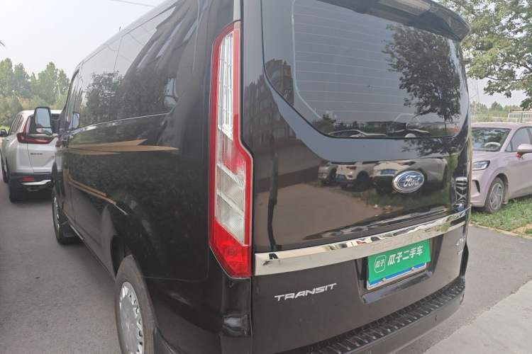 Used Ford Transit 2019 2.0T Diesel Commercial & Travel Short Wheelbase Low-Roof 7-Seater China VI Standard Rear Left 45 Deg