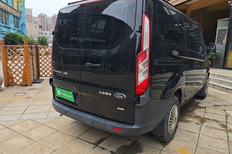 Used Ford Transit 2019 2.0T Diesel Multi-Purpose Commercial Vehicle Short Wheelbase Low Roof 6-Seater China VI Standard Rear Right 45 Deg