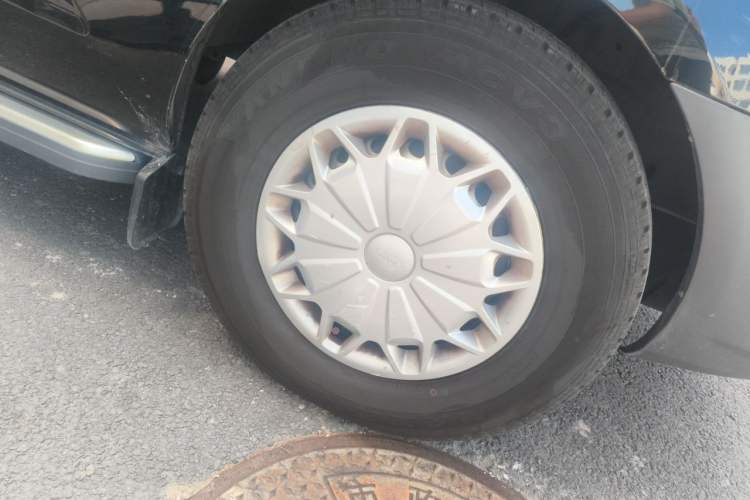 Used Ford Transit  Right Front Wheel Hub