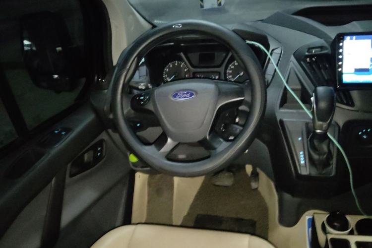 Used Ford Transit 2019 2.0T Gasoline Automatic Multi-Function Commercial Vehicle Mid-Roof 6-Seater China VI Standard Steering Wheel