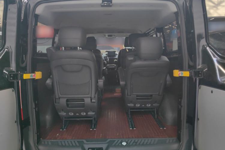Used Ford Transit 2019 2.0T Diesel Multi-Purpose Commercial Vehicle Short Wheelbase Low Roof 6-Seater China VI Standard Trunk