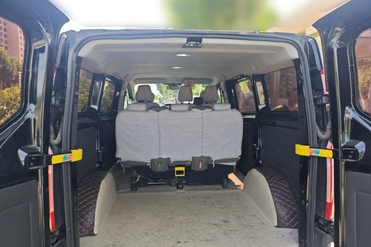 Used Ford Transit 2019 2.0T Diesel Multi-Purpose Commercial Vehicle Short Wheelbase Low Roof 6-Seater China VI Standard Trunk