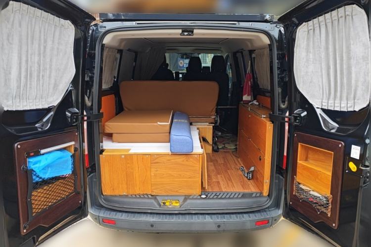 Used Ford Transit 2019 2.0T Diesel Multi-Purpose Commercial Vehicle Short Wheelbase Low Roof 6-Seater China VI Standard Trunk