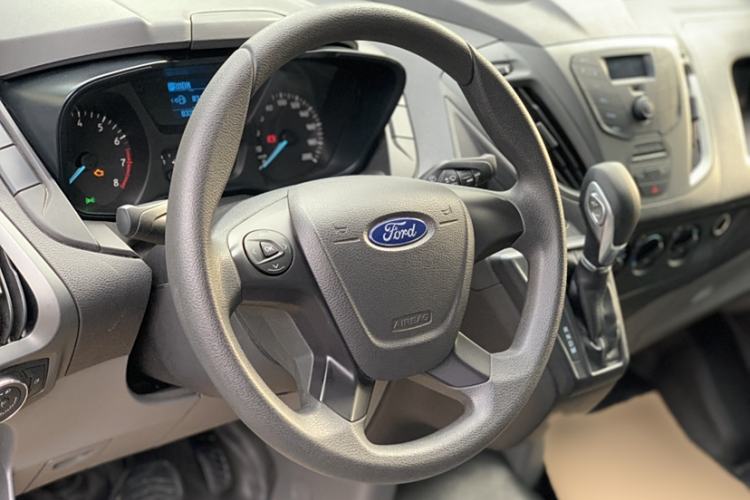 Used Ford Transit 2019 2.0T Gasoline Automatic Multi-Function Commercial Vehicle Mid-Roof 6-Seater China VI Standard Interior 11