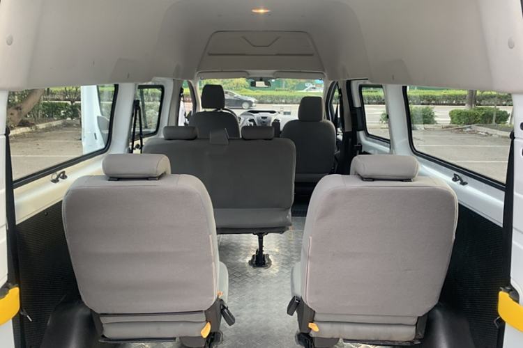 Used Ford Transit 2019 2.0T Gasoline Automatic Multi-Function Commercial Vehicle Mid-Roof 6-Seater China VI Standard Interior 4