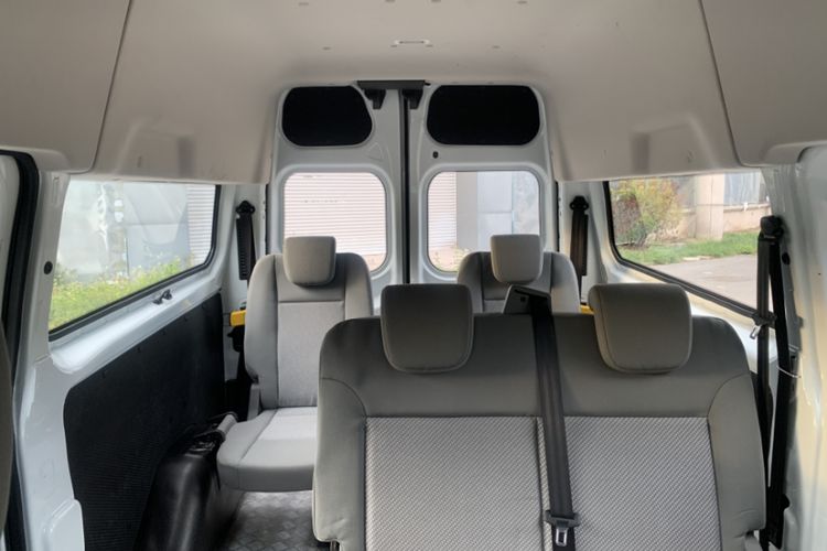 Used Ford Transit 2019 2.0T Gasoline Automatic Multi-Function Commercial Vehicle Mid-Roof 6-Seater China VI Standard Interior 8