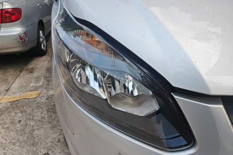 Used Ford Transit  Right Front Headlight