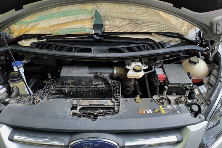 Used Ford Transit  Engine Bay