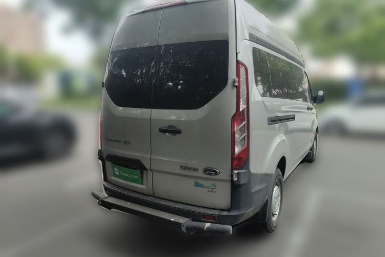 Used Ford Transit 2019 2.0T Diesel Multi-Purpose Commercial Vehicle Mid-Drive Mid-Roof 6-Seater China VI Standard Exterior 5