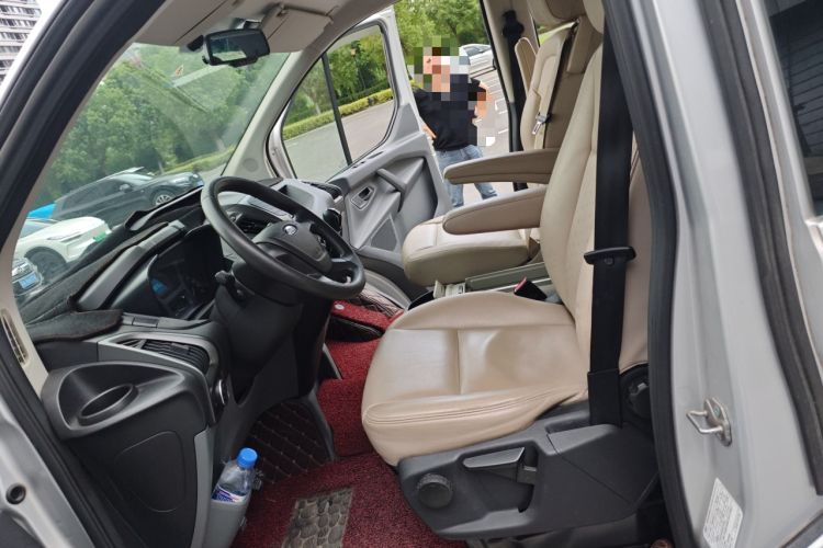 Used Ford Transit 2019 2.0T Diesel Multi-Purpose Commercial Vehicle Short Wheelbase Mid-Roof Design 6-Seater China VI Standard Left Front Seat