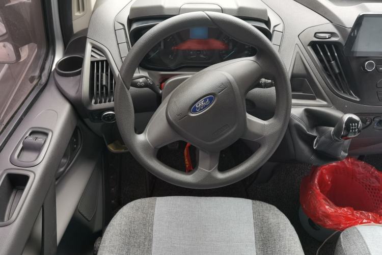 Used Ford Transit 2019 2.0T Diesel Multi-Purpose Commercial Vehicle Mid-Drive Mid-Roof 6-Seater China VI Standard Steering Wheel