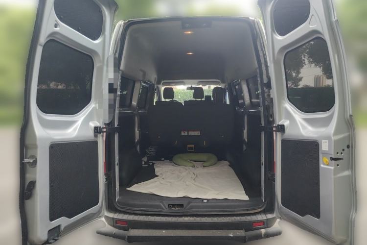 Used Ford Transit 2019 2.0T Diesel Multi-Purpose Commercial Vehicle Mid-Drive Mid-Roof 6-Seater China VI Standard Trunk