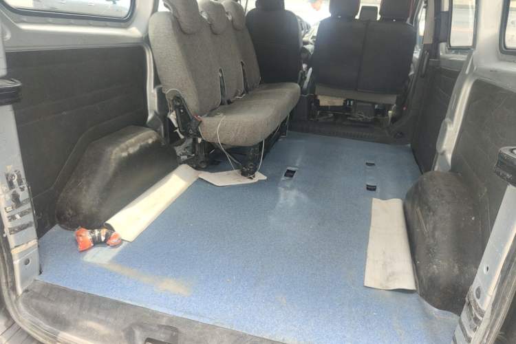 Used Ford Transit 2019 2.0T Diesel Multi-Purpose Commercial Vehicle Short Wheelbase Low Roof 6-Seater China VI Standard Trunk