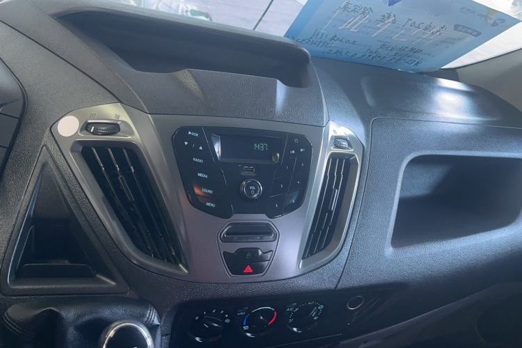 Used Ford Transit 2019 2.0T Gasoline Multi-Function Commercial Vehicle Short Wheelbase Mid-Roof 6-Seater China VI Standard Audio And AC Panel