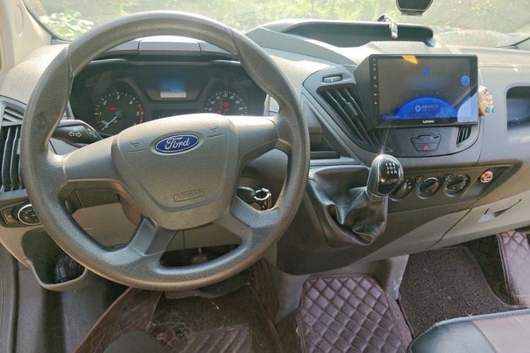 Used Ford Transit 2019 2.0T Diesel Multi-Purpose Commercial Vehicle Mid-Drive Mid-Roof 6-Seater China VI Standard Center Console