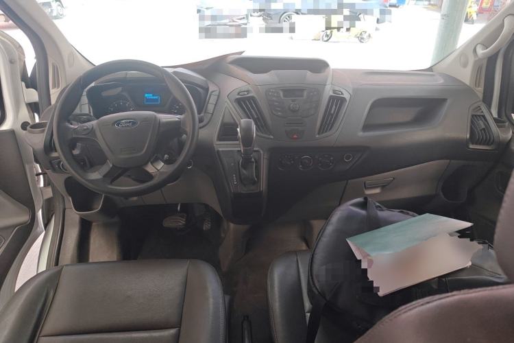 Used Ford Transit 2019 2.0T Gasoline Automatic Business & Travel Version Mid-Drive Mid-Roof 9-Seater China VI Standard Center Console