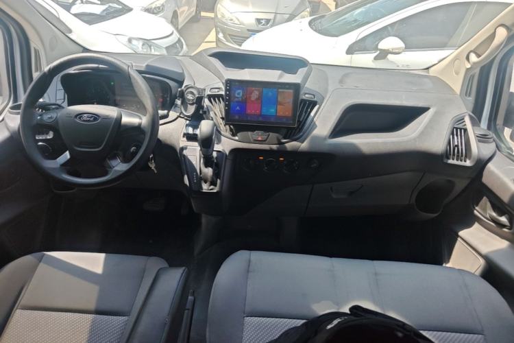 Used Ford Transit 2019 2.0T Gasoline Automatic Multi-Function Commercial Vehicle Mid-Roof 6-Seater China VI Standard Center Console