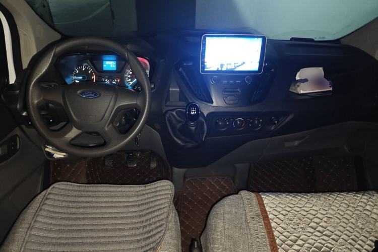 Used Ford Transit 2019 2.0T Gasoline Multi-Purpose Commercial Vehicle Short Wheelbase Low Roof 6-Seater China VI Standard Center Console
