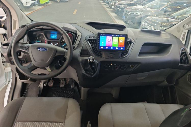 Used Ford Transit 2019 2.0T Diesel Multi-Purpose Commercial Vehicle Short Wheelbase Low Roof 6-Seater China VI Standard Center Console