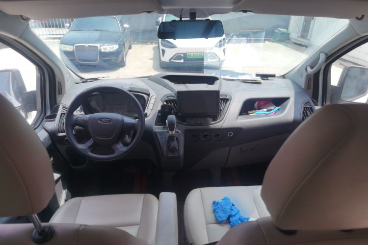 Used Ford Transit 2019 2.0T Gasoline Automatic Multi-Function Commercial Vehicle Mid-Roof 6-Seater China VI Standard Center Console