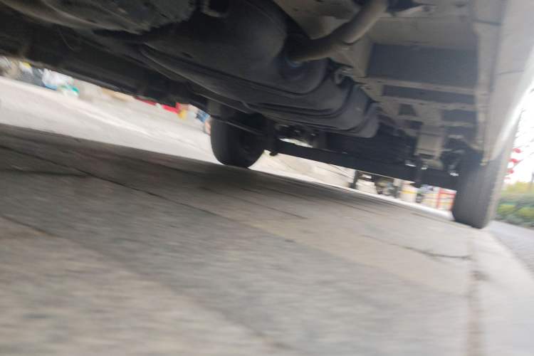 Used Ford Transit 2019 2.0T Diesel Business & Travel Mid-Drive Mid-Roof 7-Seater China VI Standard Chassis Front Left