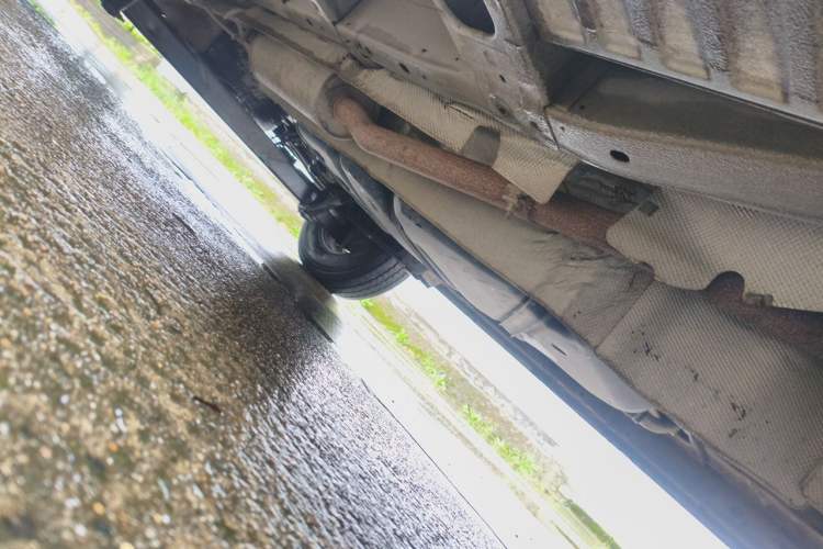 Used Ford Transit 2019 2.0T Diesel Multi-Purpose Commercial Vehicle Short Wheelbase Low Roof 6-Seater China VI Standard Chassis Front Right