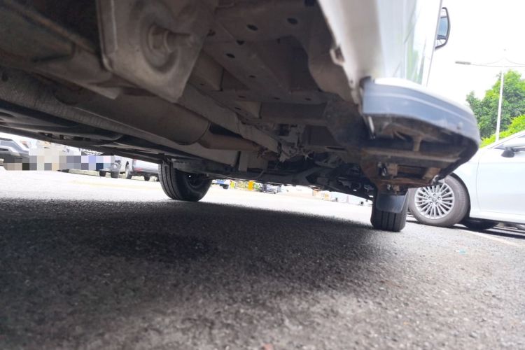 Used Ford Transit 2019 2.0T Diesel Business & Travel Mid-Drive Mid-Roof 7-Seater China VI Standard Chassis Rear Right