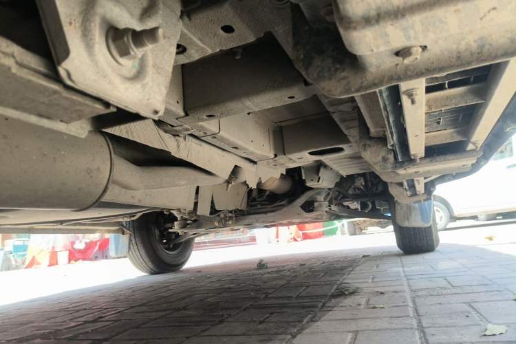 Used Ford Transit 2019 2.0T Diesel Commercial & Travel Short Wheelbase Low-Roof 7-Seater China VI Standard Chassis Rear Right