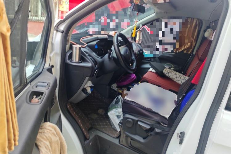 Used Ford Transit 2019 2.0T Diesel Multi-Purpose Commercial Vehicle Short Wheelbase Low Roof 6-Seater China VI Standard Driver Seat
