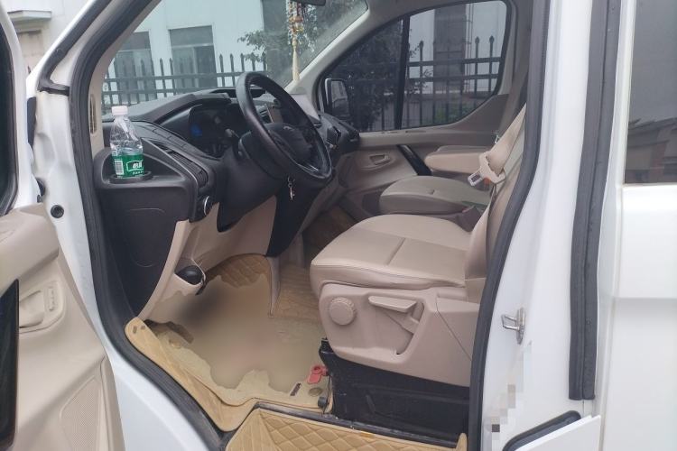 Used Ford Transit 2019 2.0T Diesel Commercial & Travel Short Wheelbase Low-Roof 7-Seater China VI Standard Driver Seat