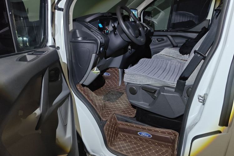 Used Ford Transit 2019 2.0T Gasoline Multi-Purpose Commercial Vehicle Short Wheelbase Low Roof 6-Seater China VI Standard Driver Seat