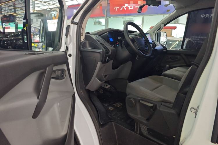 Used Ford Transit 2019 2.0T Diesel Multi-Purpose Commercial Vehicle Short Wheelbase Low Roof 6-Seater China VI Standard Driver Seat
