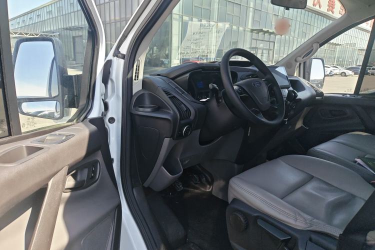 Used Ford Transit 2019 2.0T Diesel Multi-Purpose Commercial Vehicle Mid-Drive Mid-Roof 6-Seater China VI Standard Driver Seat