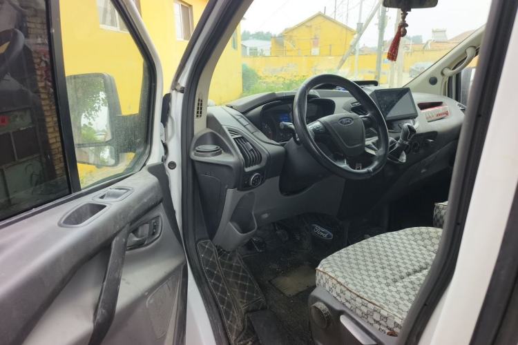 Used Ford Transit 2019 2.0T Diesel Multi-Purpose Commercial Vehicle Short Wheelbase Low Roof 6-Seater China VI Standard Driver Seat